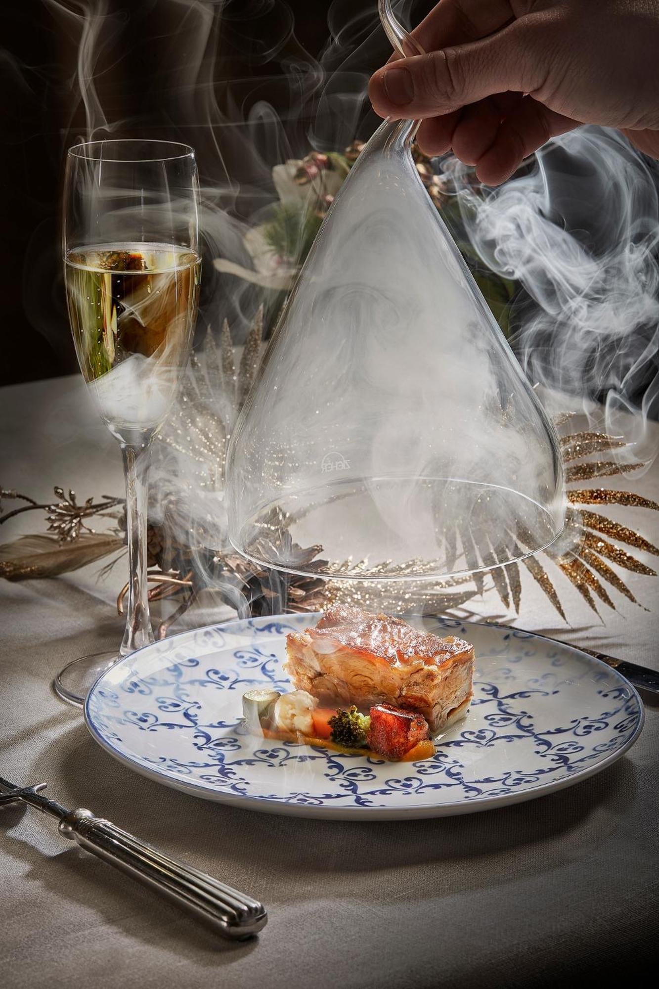 Relais & Chateaux Heritage Hotel Madryt Zewnętrze zdjęcie A molecular gastronomy dish